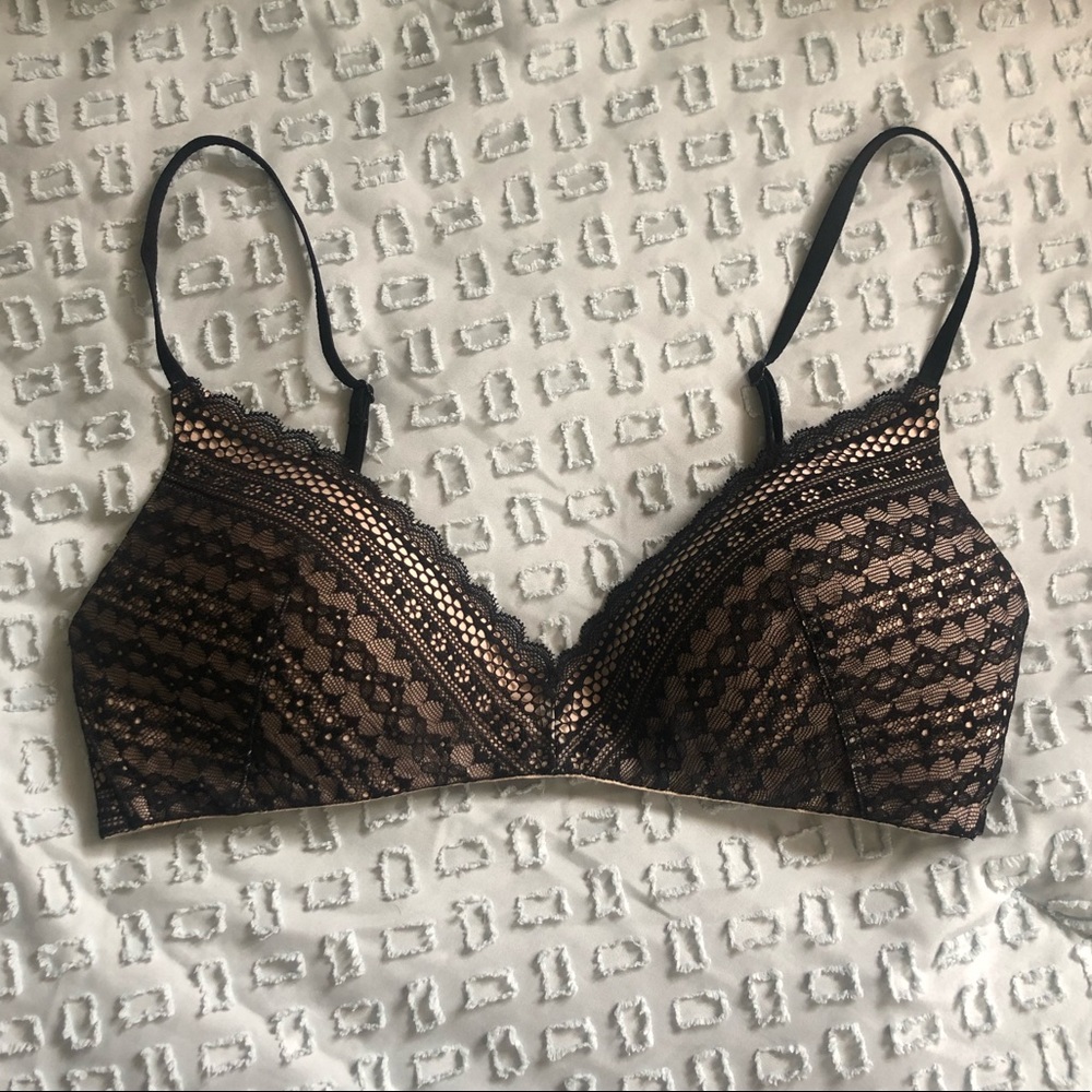 Victoria’s Secret Bralette // 34C